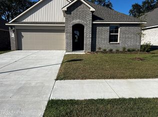 136 Senator Picard Dr, Maurice, LA 70555