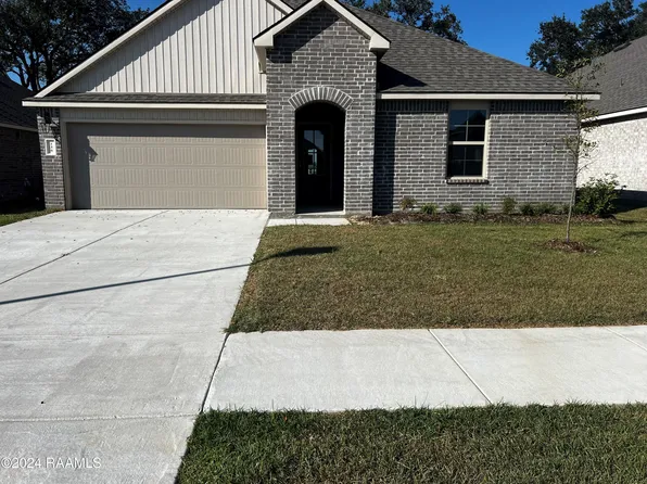 136 Senator Picard Dr, Maurice, LA 70555