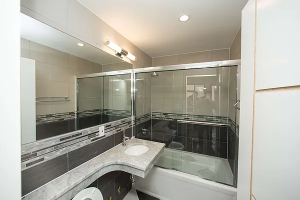 Rented by Kinyu Realty | media 4