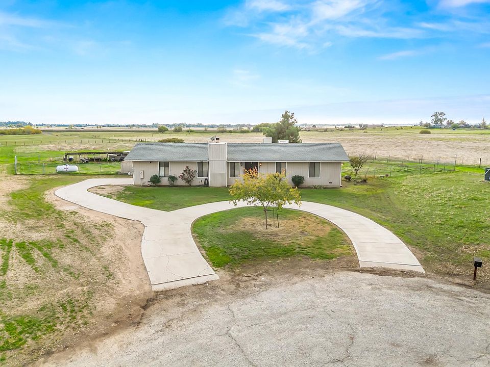 1st image of 13017 Violet Ln