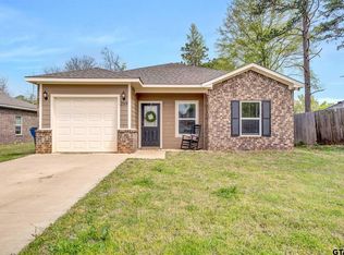259 Twisted Oaks Dr, Rusk, TX 75785