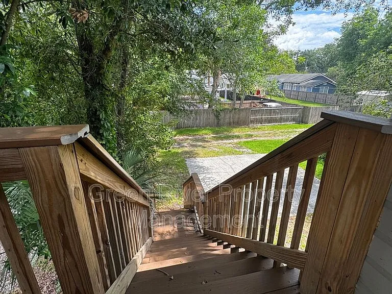 2803 College St — Photo 18