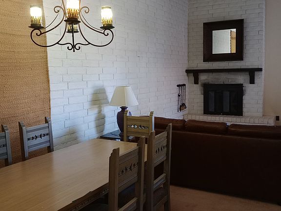 4th image of 415 E Washington Ave APT 8