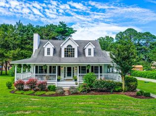 410 Brewers Creek Ln, Carrollton, VA 23314