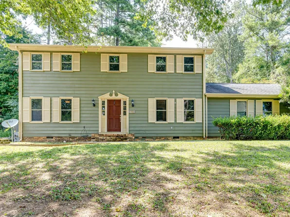 296 Dailey Hill Cir, Ringgold, GA 30736