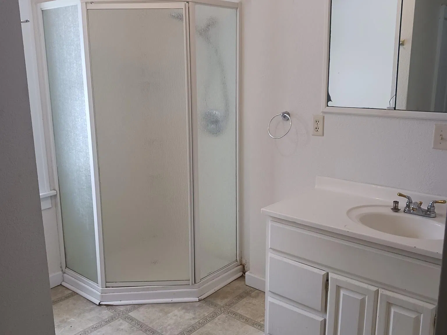 1554 State Road 87 — Photo 3