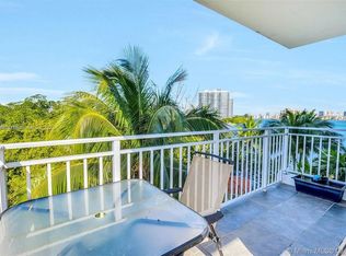 16590 NE 26th Ave APT 504, North Miami Beach, FL 33160