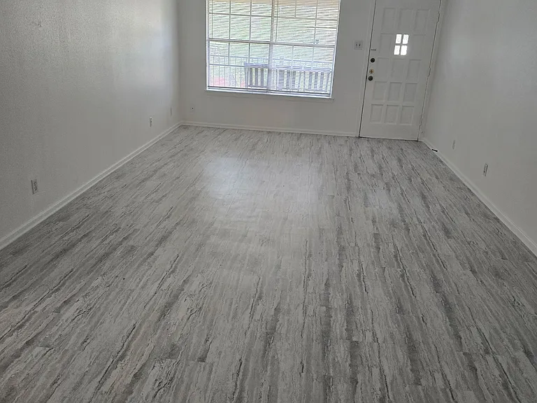 606 Chauncey Dr #3 — Photo 2