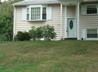 15221 Michigan Rd, Woodbridge, VA 22191