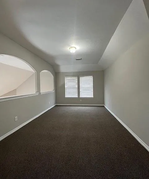 9219 Hidden Lake Cir E — Photo 9