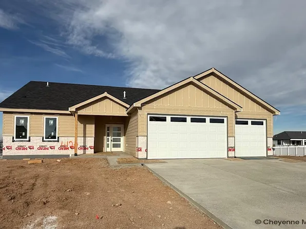 4124 Sage Rd, Cheyenne, WY 82001