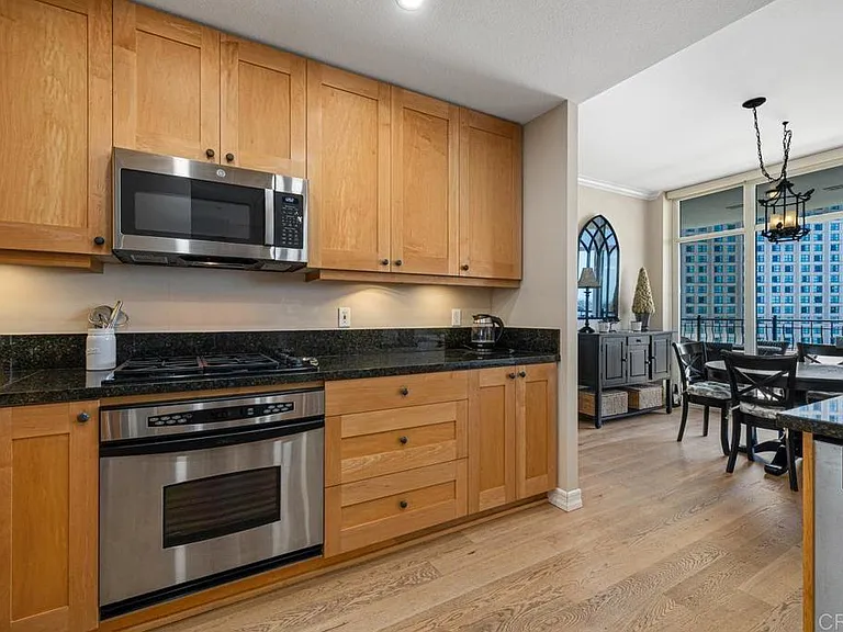 700 W Harbor Dr W #1703 — Photo 13