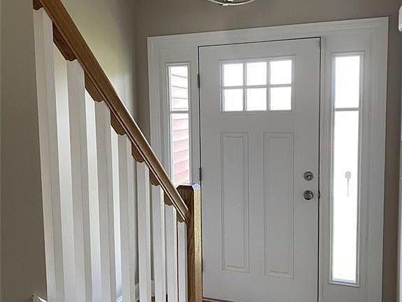 2nd image of 6 S Meadow Dr