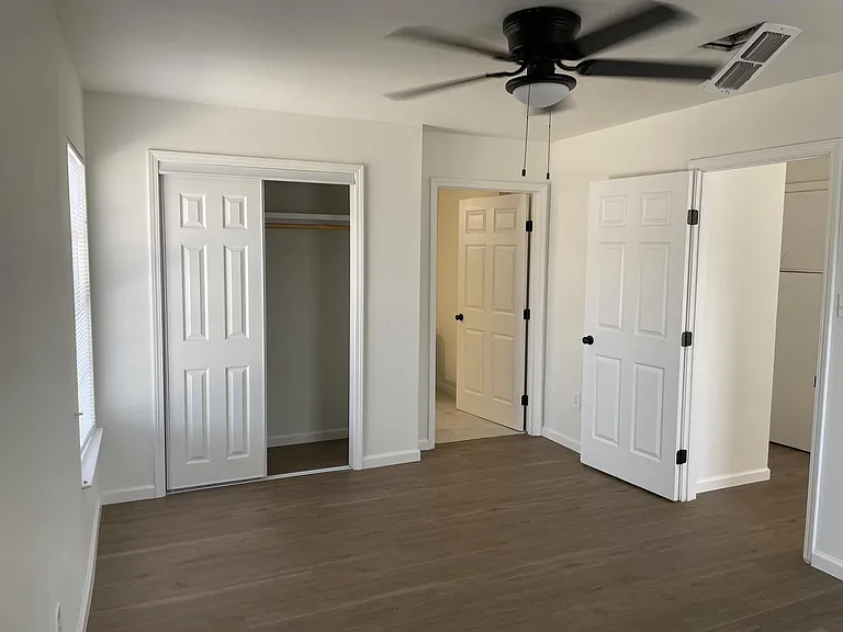 5547 Stonybrook Dr — Photo 9