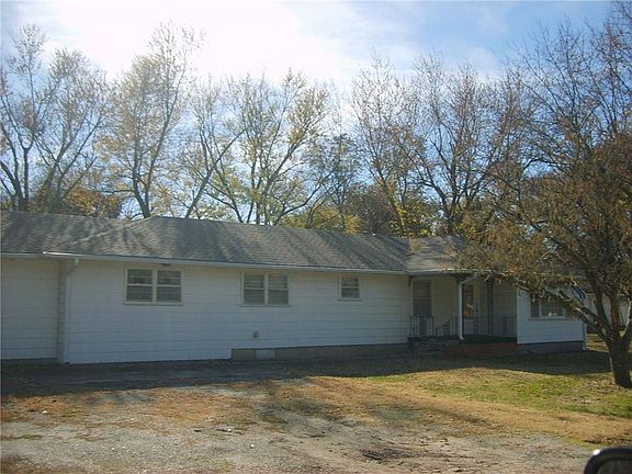 2nd image of 206 E Palmer St