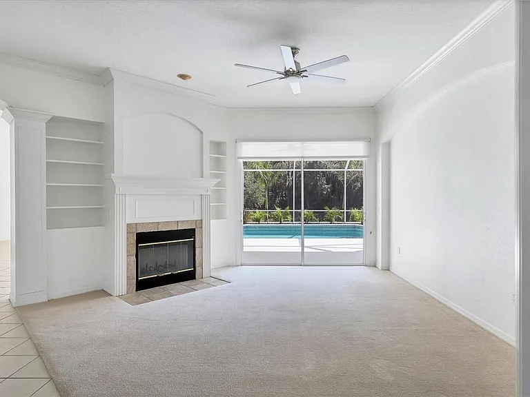 8501 Park Shore Ln — Photo 7