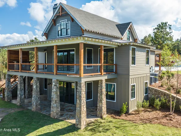 273 Lakewinds Rd, Alexander City, AL 35010