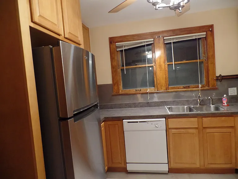 371 Fulton St #2 — Photo 32