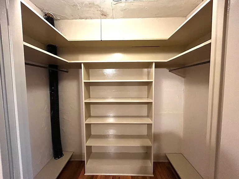 4406 Bennett Ave #A — Photo 20