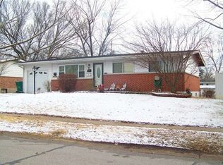 2140 Oriole Dr, Florissant, MO 63033