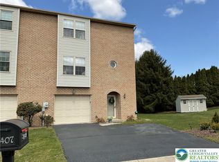 3407 Limestone Dr, Whitehall, PA 18052