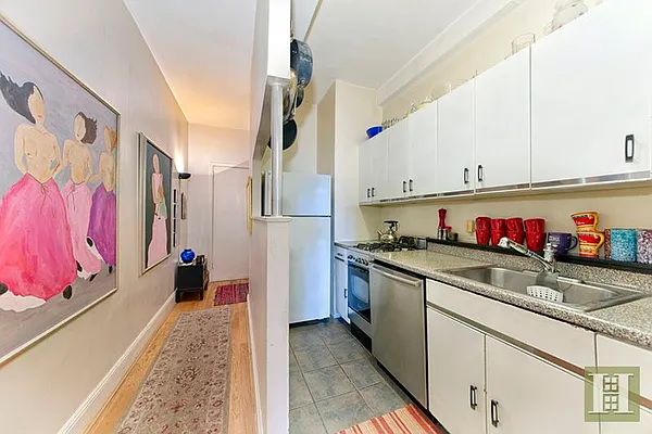 Rented by Halstead Real Estate | media 8