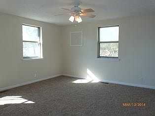 4th image of 203 Plum St