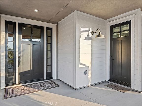 2nd image of 16369 Mariposa Ave