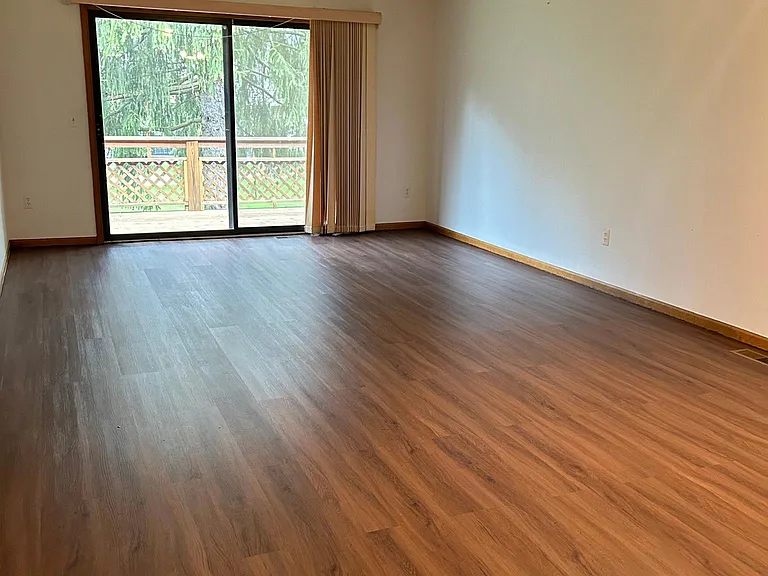 2529 Bridgeport Ln SE #59 — Photo 2