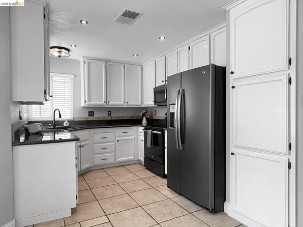 2055 Truman Ln, Oakley, CA 94561