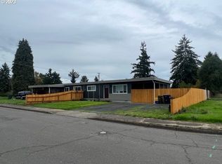 5178 F St, Springfield, OR 97478