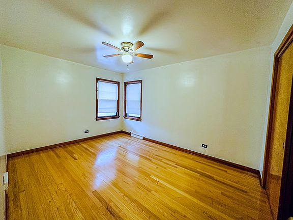 4th image of 4154 W Wellington Ave #1