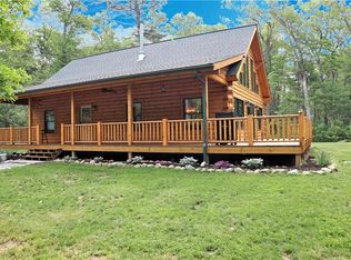 8 King Rd, Foster, RI 02825