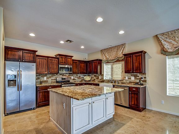 Kitchen 1