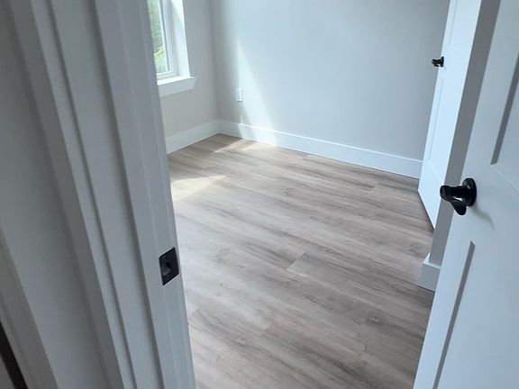 2nd image of 2385 Rhode Island Ave NE #11255594