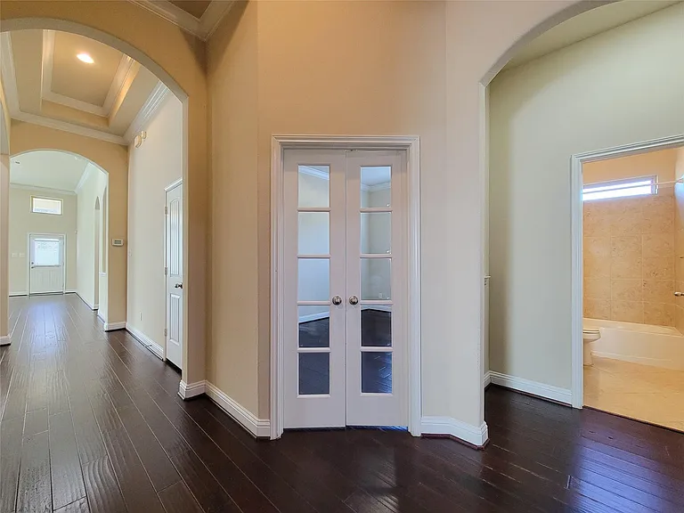 4102 Astoria Manor Ln — Photo 6