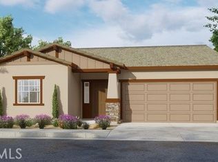 31319 Autumn Blaze Dr, Winchester, CA 92596