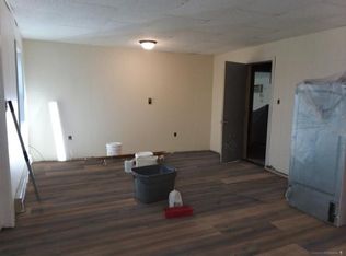 434 Madison St #2, Winthrop, IA 50682