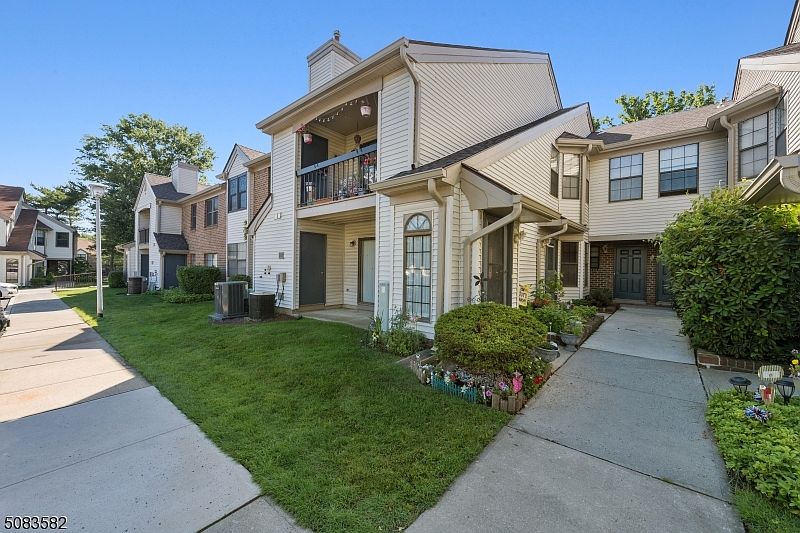 1st image of 1206 Harbor Club Dr