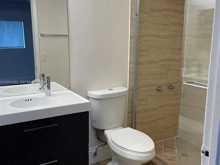 9441 Palm Cir N #0 — Photo 12