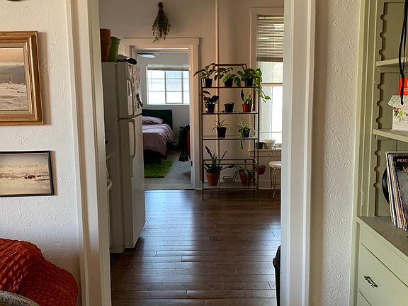 5th image of 1260 Vine St #2
