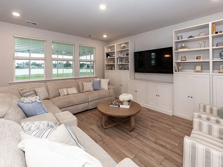 6976 Pumpkinseed Dr — Photo 17