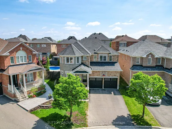 45 Gamla Rd, Vaughan, ON L6A 0W5