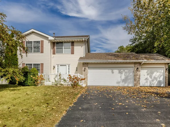 6038 Nimtz Rd, Loves Park, IL 61111