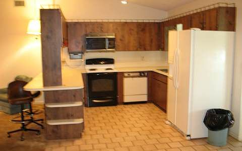 1st image of 1134 Peachtree Dr