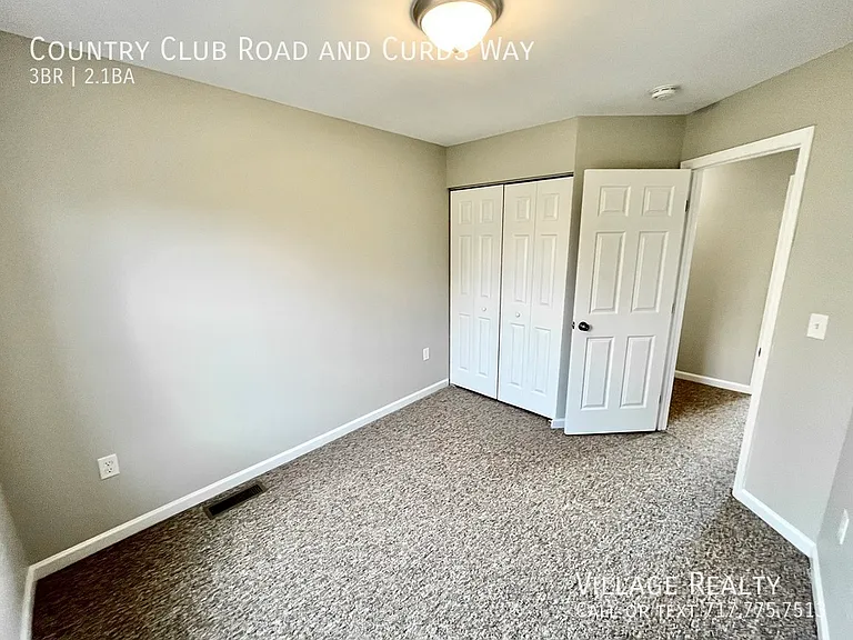 Country Club Rd — Photo 14