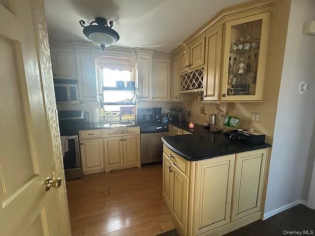 40 S Bayles Ave #UPPER — Photo 3