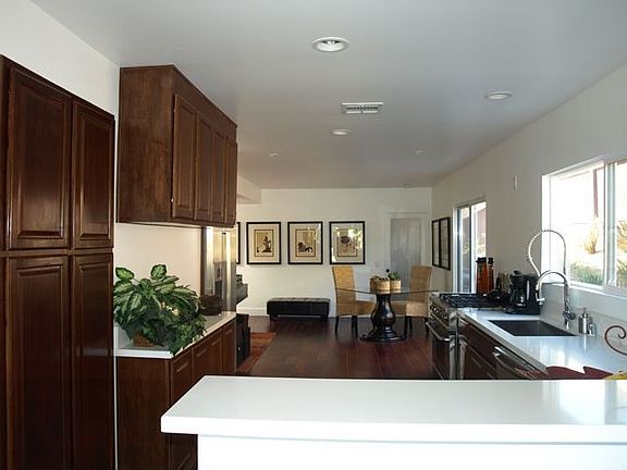 Kitchen, Ceaserstone countertops