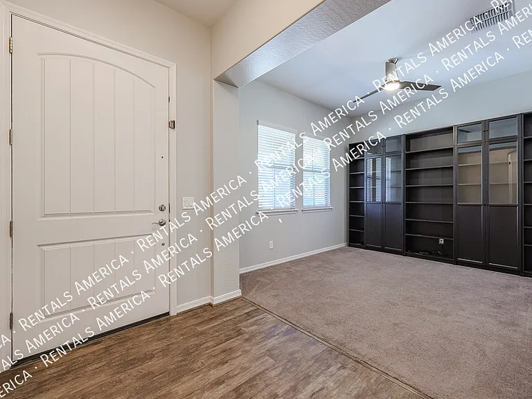 4429 E Jones St — Photo 7