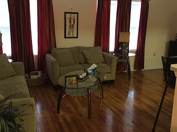 5th image of 42 Milford Ave